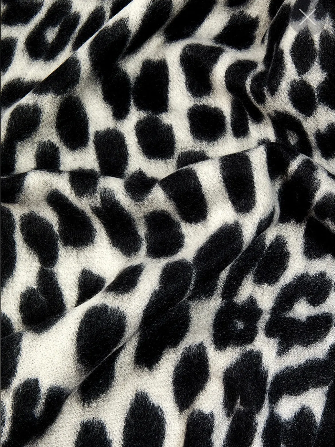 Cozy & Classic Leopard Oblong Scarf