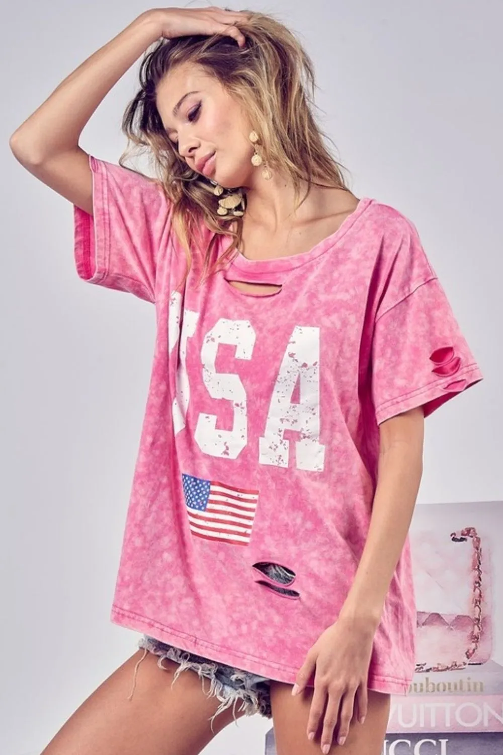 Sunset Vacation BiBi verwaschenes Distressed-T-Shirt mit amerikanischer Flaggengrafik