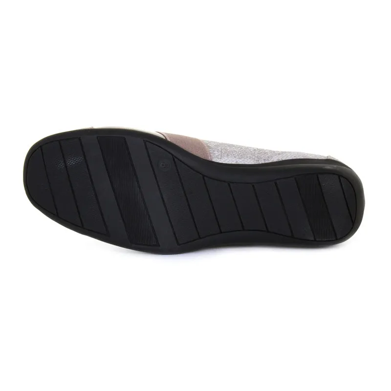 Women's Abra Low Casual W/elastic Vamp